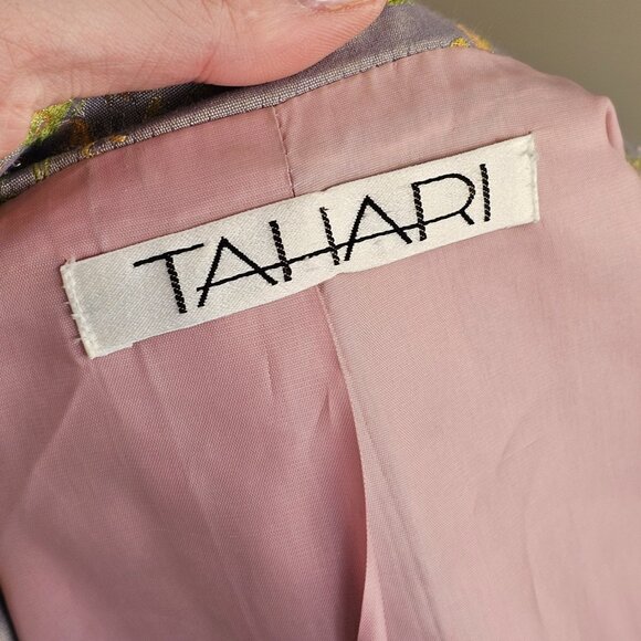 Tahari Vintage Light Purple Pant Suit with Green and Orange Flowers Sz 6 - Picture 16 of 16